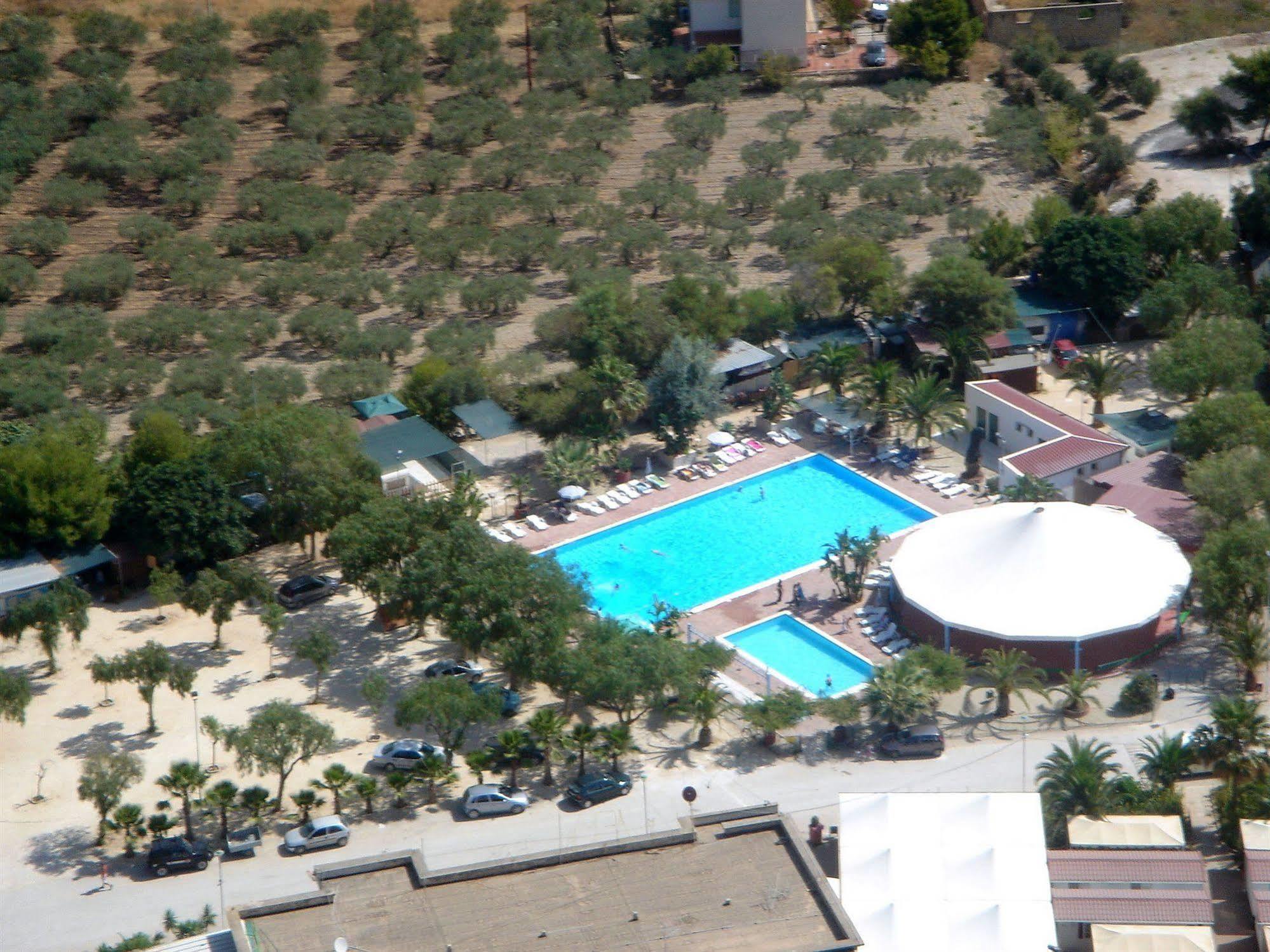 Kamemi Village & Camping Ribera Exterior photo